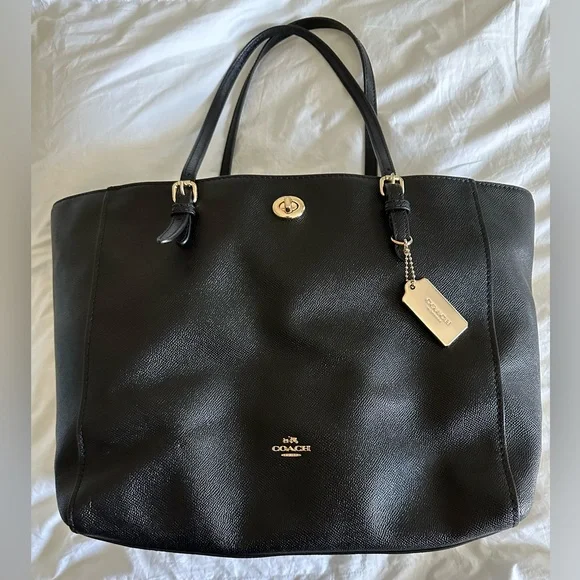 Coach Crossgrain Turnlock Tote - Picture 5 of 16